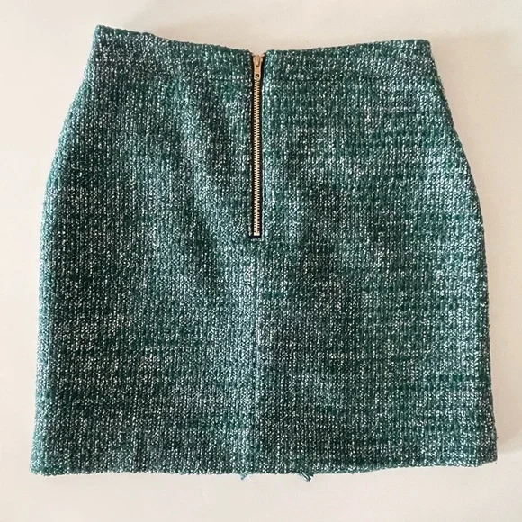 Walter Baker Green Tweed Mini Skirt w/ Gold Buttons - Size 6 - Picture 8 of 11